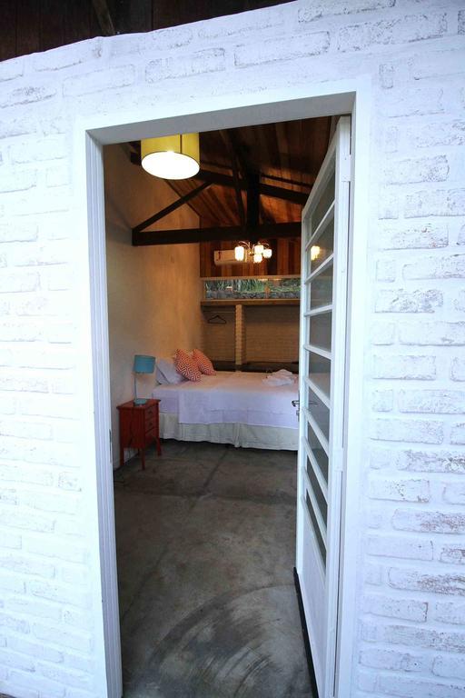 Chacara Ando Bed And Breakfast Aguas de Santa Barbara Bagian luar foto